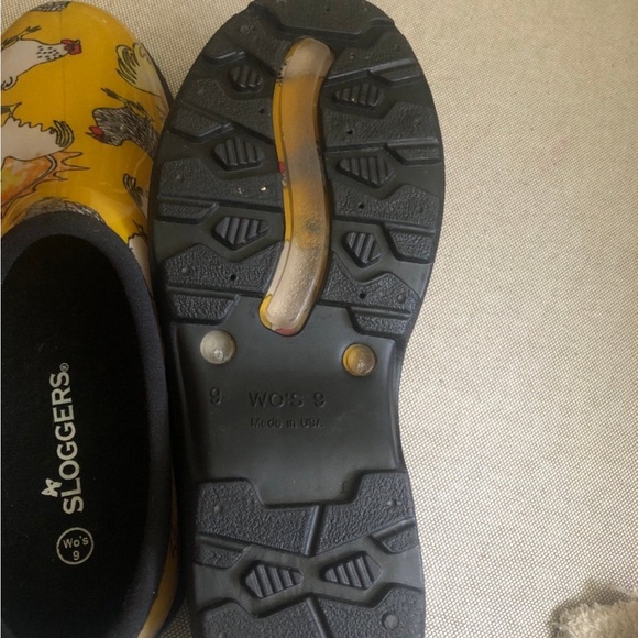 Chicken Sloggers rain boots! - Picture 5 of 5